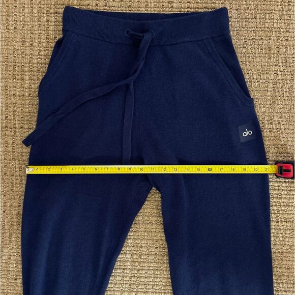 ALO 100% Cashmere Jet Set Joggers, Navy, Small - Picture 7 of 7